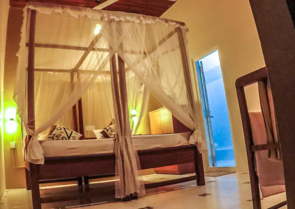 Wijenayake'S - Beach Haven Guest House - Galle Fort Exterior photo
